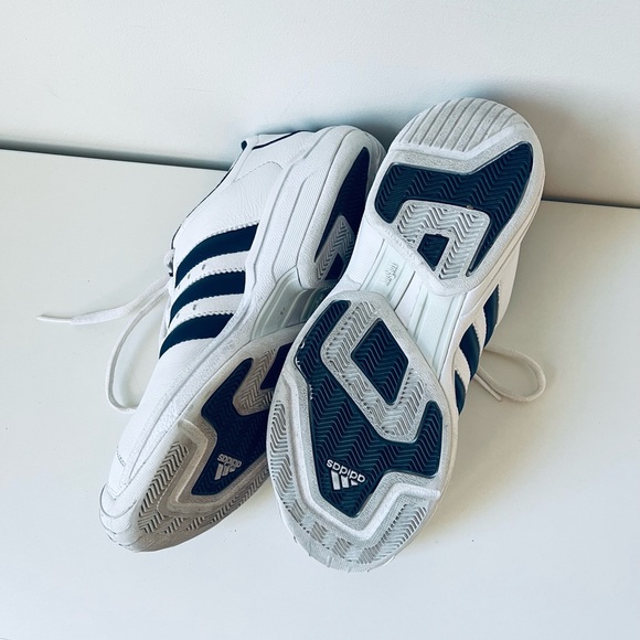 90s Adidas sneakers - Picture 3 of 6